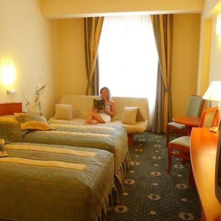 Hotel Abrava Drawsko Pomorskie Exteriör bild